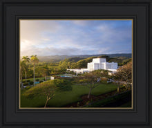 Load image into Gallery viewer, Laie Island Glow