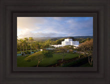 Load image into Gallery viewer, Laie Island Glow
