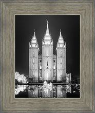 Load image into Gallery viewer, Salt Lake Nativity