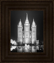 Load image into Gallery viewer, Salt Lake Nativity