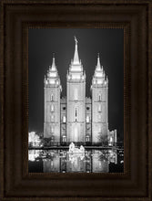 Load image into Gallery viewer, Salt Lake Nativity