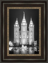 Load image into Gallery viewer, Salt Lake Nativity