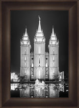 Load image into Gallery viewer, Salt Lake Nativity