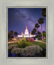 Load image into Gallery viewer, Oakland Starry Eyed