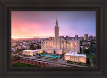Load image into Gallery viewer, Los Angeles Weathering the Storm