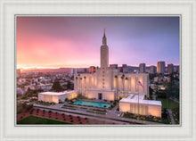Load image into Gallery viewer, Los Angeles Weathering the Storm