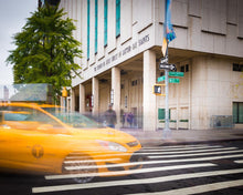 Load image into Gallery viewer, Manhattan Taxi