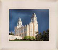 Load image into Gallery viewer, Manti - Stormy Skies