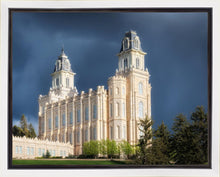 Load image into Gallery viewer, Manti - Stormy Skies