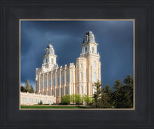 Load image into Gallery viewer, Manti - Stormy Skies