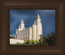 Load image into Gallery viewer, Manti - Stormy Skies