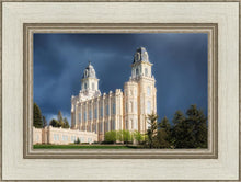 Load image into Gallery viewer, Manti - Stormy Skies