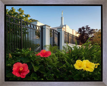 Load image into Gallery viewer, Memphis Flowers