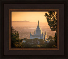 Load image into Gallery viewer, Golden Oakland
