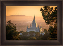 Load image into Gallery viewer, Golden Oakland