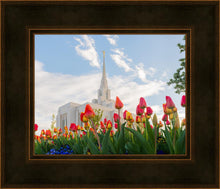 Load image into Gallery viewer, Ogden Flowers