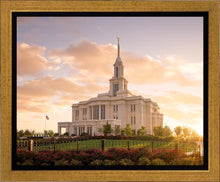 Load image into Gallery viewer, Golden Payson Panorama