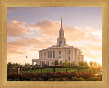 Load image into Gallery viewer, Golden Payson Panorama