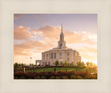 Load image into Gallery viewer, Golden Payson Panorama