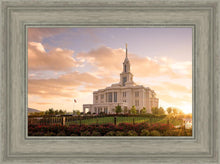 Load image into Gallery viewer, Golden Payson Panorama
