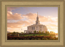 Load image into Gallery viewer, Golden Payson Panorama