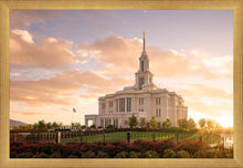 Load image into Gallery viewer, Golden Payson Panorama