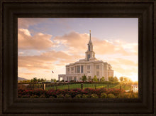 Load image into Gallery viewer, Golden Payson Panorama