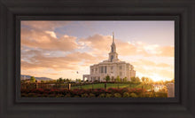 Load image into Gallery viewer, Golden Payson Panorama