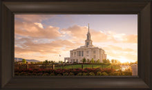 Load image into Gallery viewer, Golden Payson Panorama