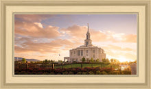 Load image into Gallery viewer, Golden Payson Panorama