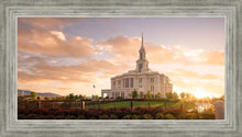 Load image into Gallery viewer, Golden Payson Panorama
