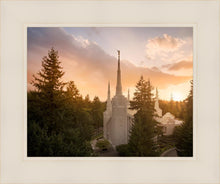 Load image into Gallery viewer, Portland High Glow