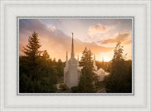 Load image into Gallery viewer, Portland High Glow