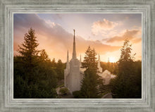 Load image into Gallery viewer, Portland High Glow