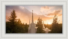 Load image into Gallery viewer, Portland High Glow