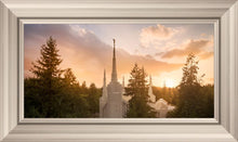 Load image into Gallery viewer, Portland High Glow