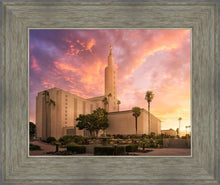 Load image into Gallery viewer, Los Angeles Light of the World