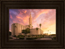 Load image into Gallery viewer, Los Angeles Light of the World