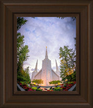 Load image into Gallery viewer, Portland Heavenward