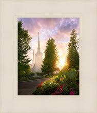Load image into Gallery viewer, Portland Garden Circle