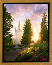 Load image into Gallery viewer, Portland Garden Circle
