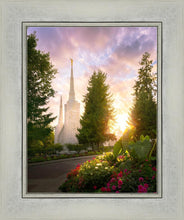 Load image into Gallery viewer, Portland Garden Circle