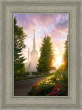 Load image into Gallery viewer, Portland Garden Circle