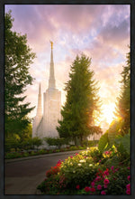 Load image into Gallery viewer, Portland Garden Circle