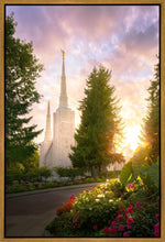 Load image into Gallery viewer, Portland Garden Circle