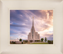 Load image into Gallery viewer, Rexburg Cloudy