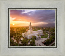 Load image into Gallery viewer, Redlands Highlands