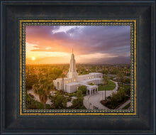 Load image into Gallery viewer, Redlands Highlands