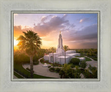 Load image into Gallery viewer, Redlands from on High