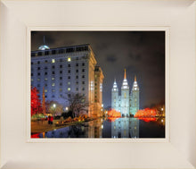 Load image into Gallery viewer, Temple Square Reflecting Pool